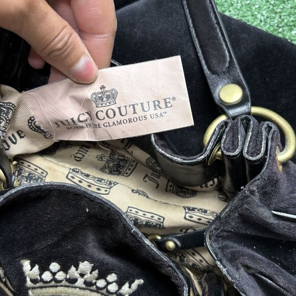 Juicy Couture Black Velvet Small Purse Vintage Y2K Bag Heart Charm Gold Chain - Picture 3 of 13